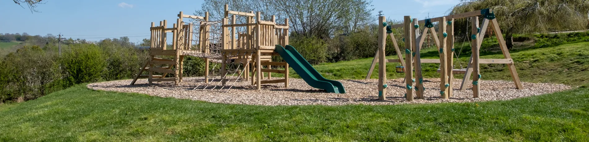 Pubs and hotels commercial playgrounds slider image